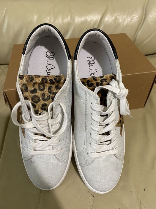 Ella cruz - дамски кецове