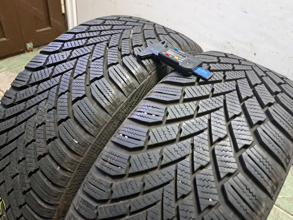 4 anvelope 195/45 R16 Continental cu profil 7.5 mm