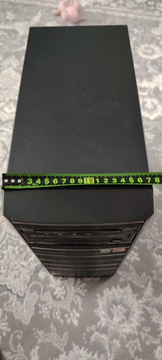 Корпус для ПК с DVD плеером и БП на 400 Вт...