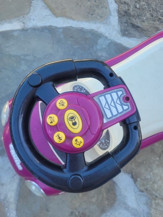 Детска количка за бутане с родителски контрол