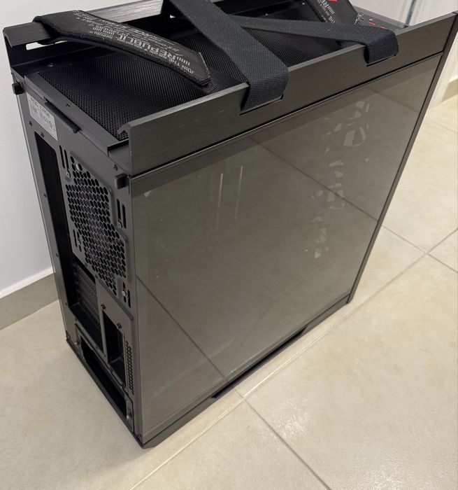 Carcasa Asus Rog Strix Helios RGB