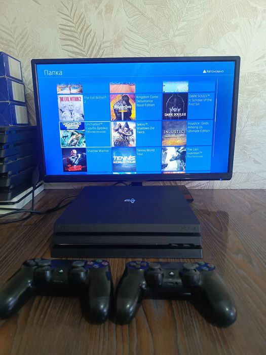 Ps4 PRO 1TB 4k UHD goldhen proshivkali
