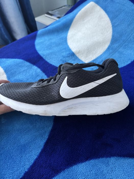 Vând Nike Tanjun 47