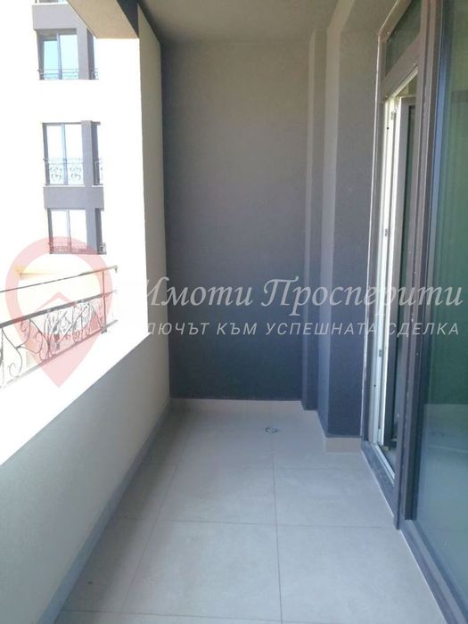 Продава се Двустаен апартамент в София, Хладилника - 70 кв.м за 3072 €/кв.м - Снимка #5