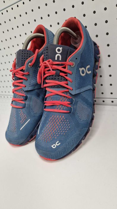 Оригинални мъжки маратонки- On