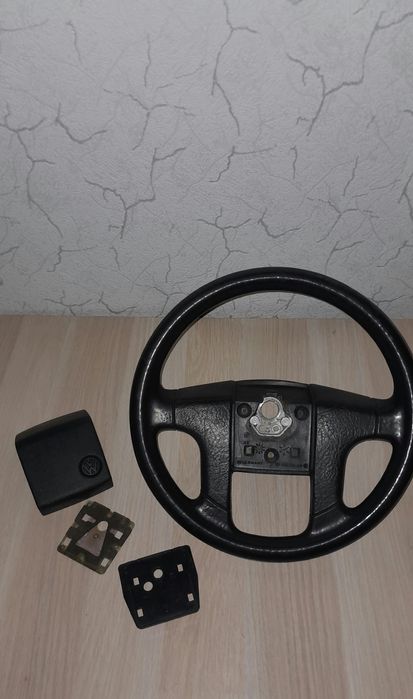 В продаже Руль Гольф 2