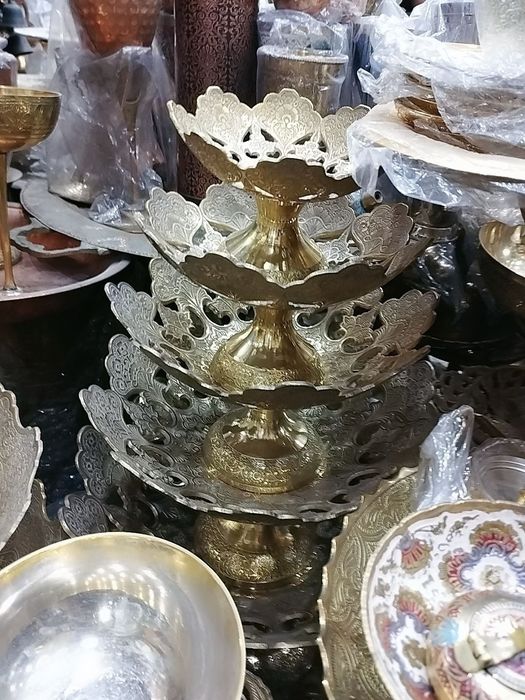 Новые Вазы метал Латунь  Тадж -махал 4 штуки новые в наличии есть