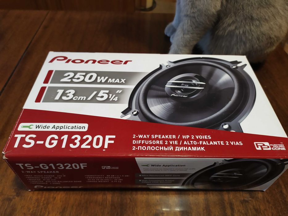 Тонколони за кола Pioneer