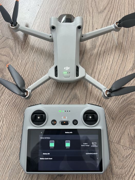 De vânzare dronă DJI Mini 3 Pro – pentru reparație sau piese