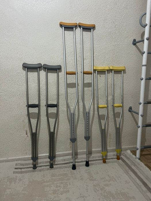 Костыли подмышечные металлические