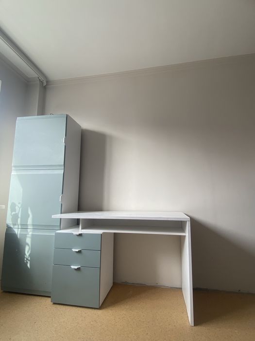 Шкаф пенал , парта