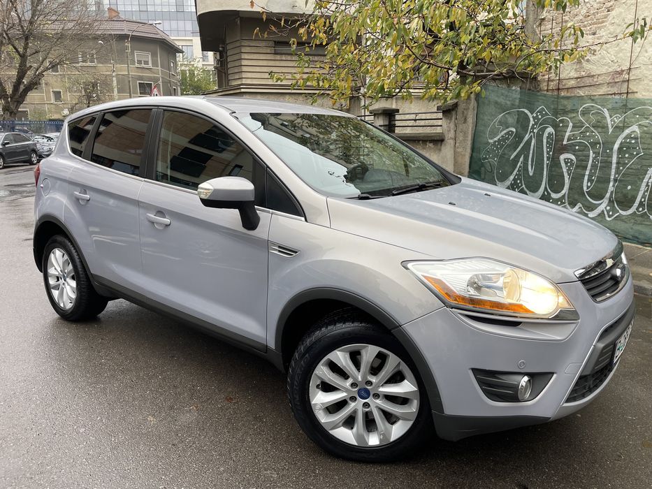 Ford Kuga Titanium 2.0 D 4x4 Cutie Automata in Garantie!!