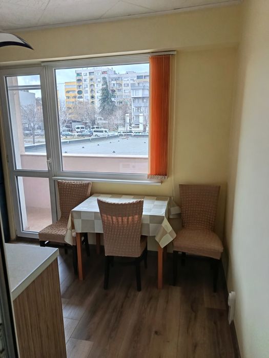 Давам под наем апартамент