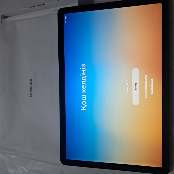 Продам планшет Samsung A9 plus