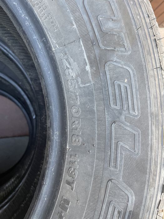Vand set 4 anvelope 255/70R18