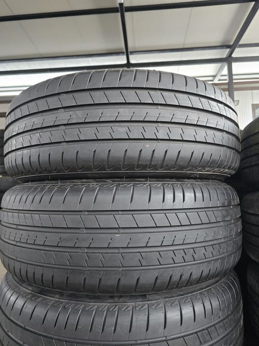 4 Броя 225/60/18 Bridgestone 6,5mm 23dot