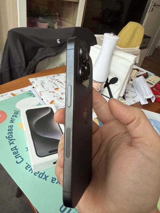 Apple iPhone 15 Pro 256GB Titanium Black