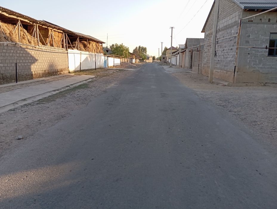 Участка сотилади