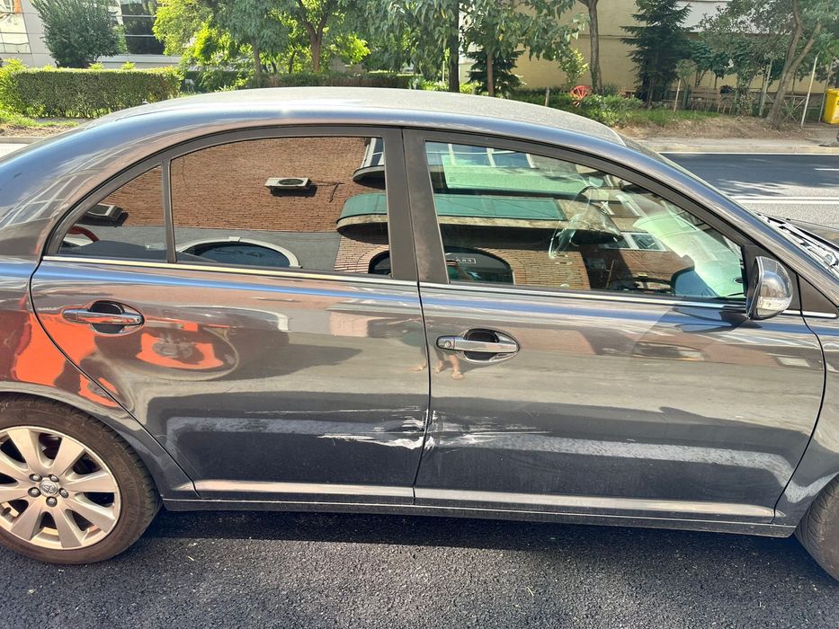 Toyota Avensis 2.0 D-4D 2008