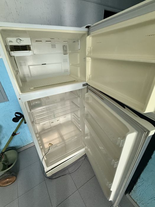 Холодильник в 32а мкр