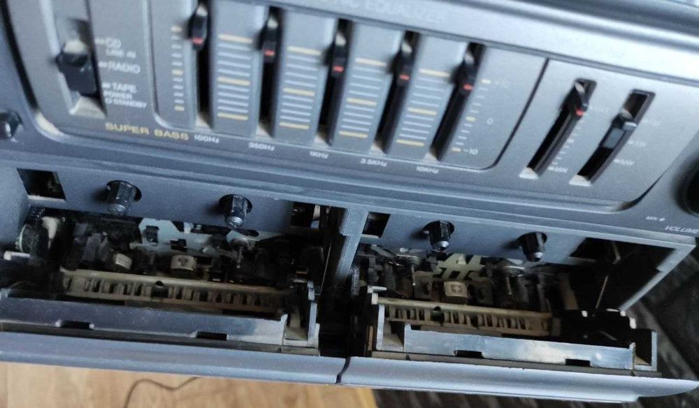 Магнитола магнитофон aiwa отличное состояние