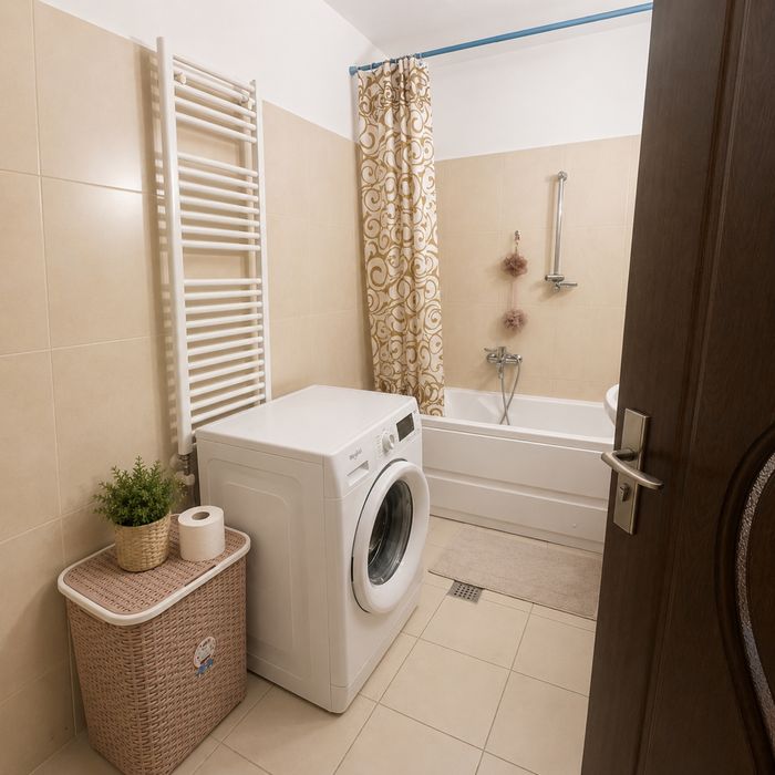 Vând apartament 2 camere – Complex Adama