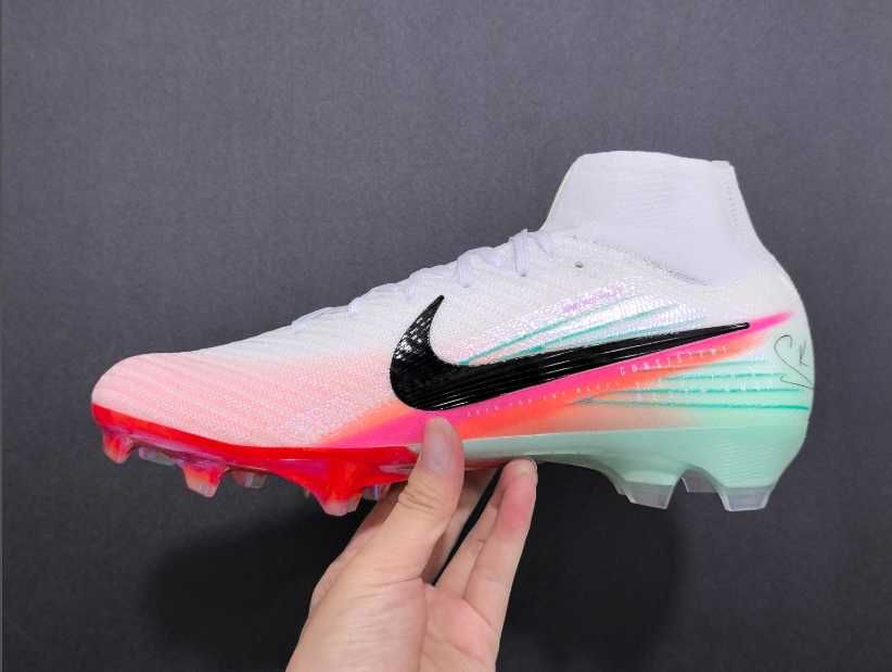 Ghete de fotbal Nike Mercurial Vapor 16