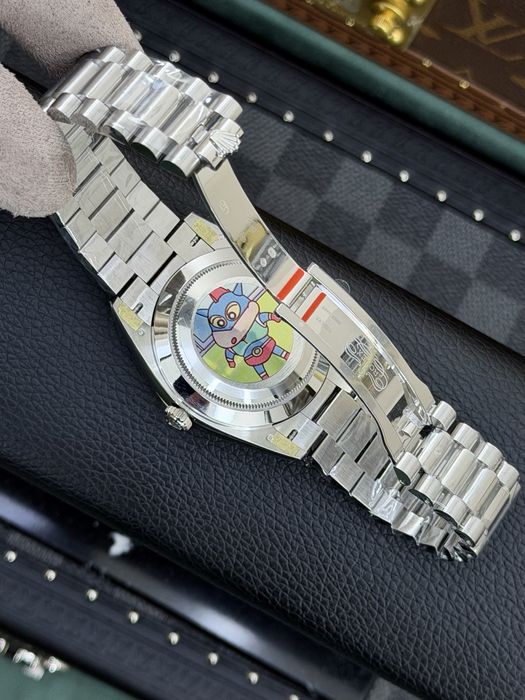 Rolex Day-Date White Gold 40mm Olive Dial ETA 3255