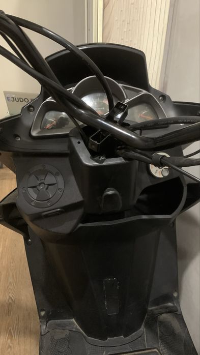 Обмен мопед скутер bennali 200