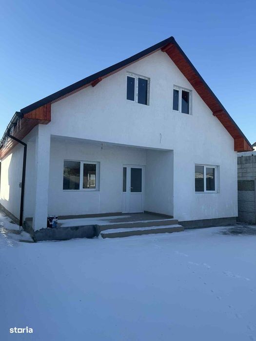 Casa moderna cu 3 camere aproape de plaja Mamaia