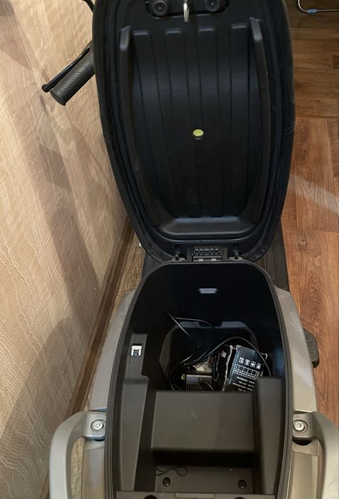 Электроскутер Aima A700