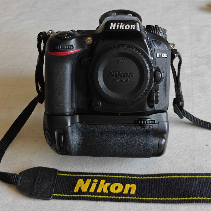 Nikon D7100 тушка
