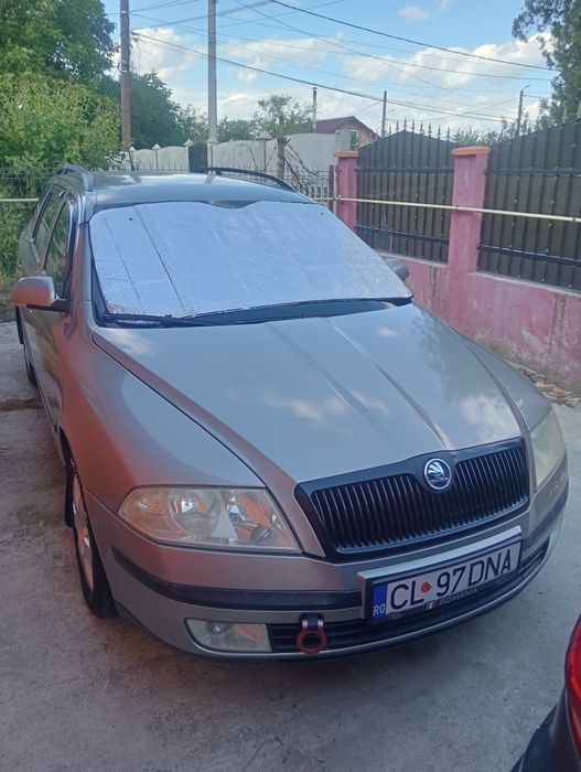 Vând Skoda Octavia 2