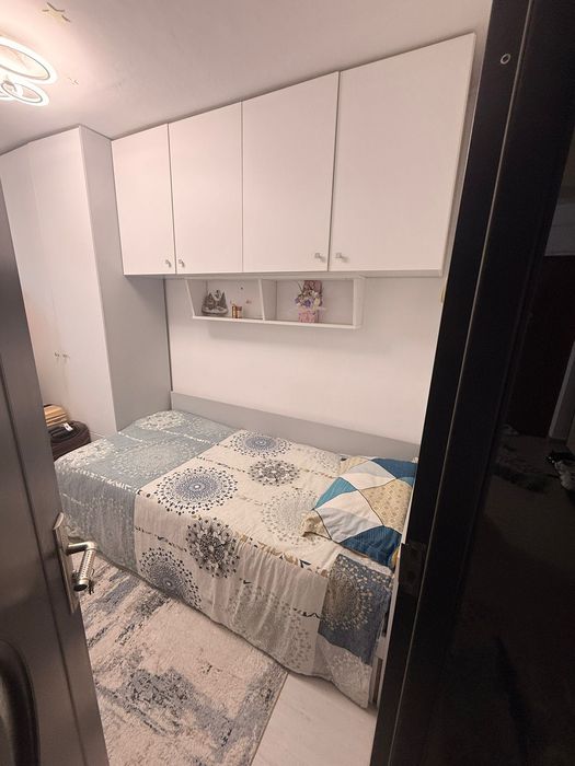 Vând apartament cu 3 camere! Str.Victorie(Zona Mall)