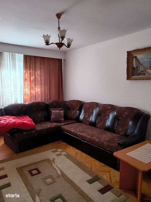 Apartament 3 camere decomandat – Mărășești