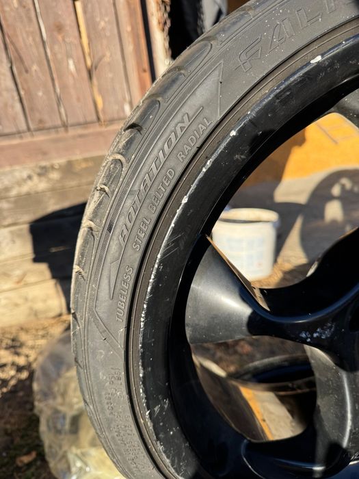 Jante aluminiu și cauciucuri de 18