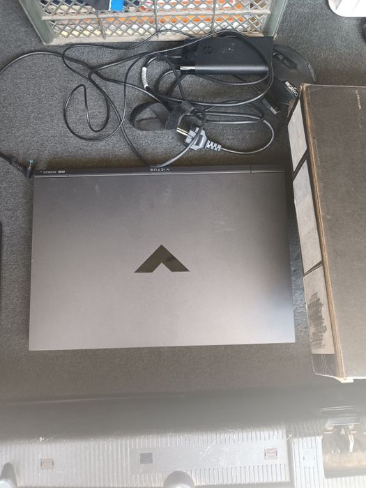 Ноутбук  HP victus