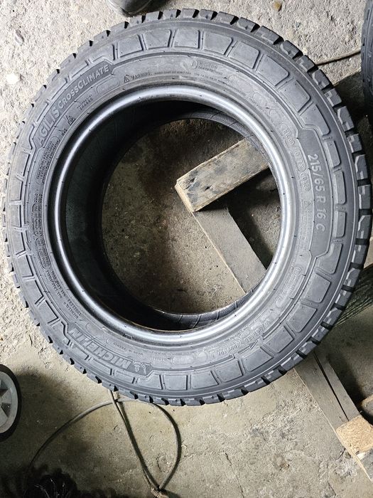 4 anvelope iarna 215 65 16C Michelin Agilis CrossClimate 2020