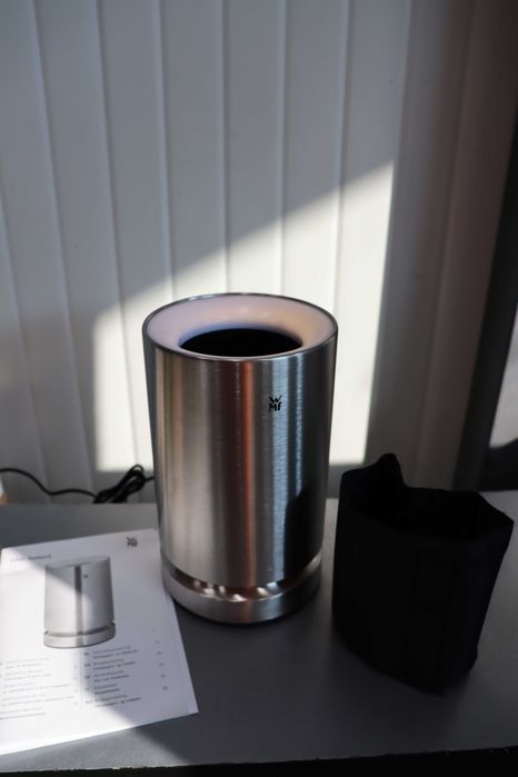 Електрическа охладителна кутия за шампанско или вино WMF Ambient, LED