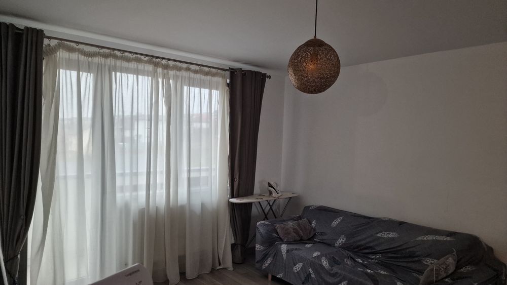 Închiriez apartament 3 camere – termen lung | Valea Lupului (lângă Res