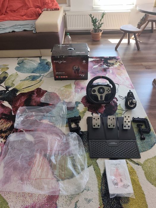 Volan gaming MYRIA MG7418 aproape nou