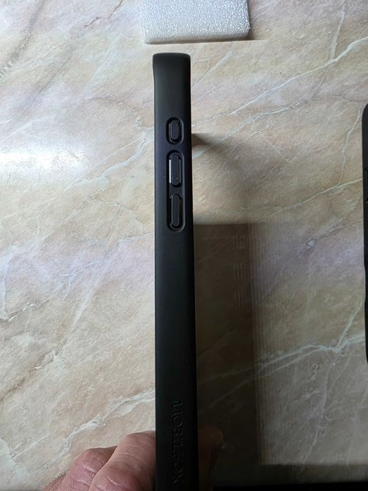 Кейс за Iphone 16 pro max