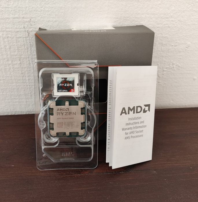 AMD RYZEN 5 7600x; 7500f