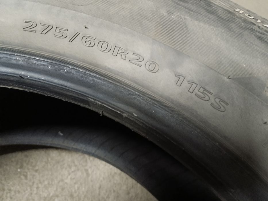 Шины зимние 275/60R20