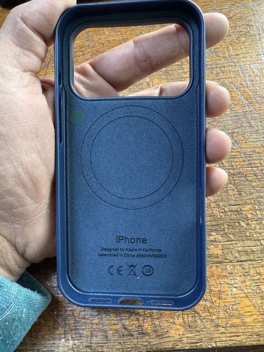 Huse din Piele Iphone 17pro/ 17pro Max/ 17 cu Magsafe