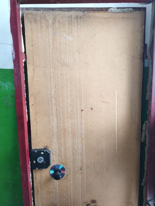 Дверь входная бу