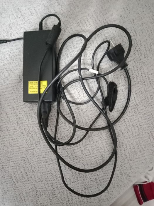 Ноутбук для работы, YouTube (15.6")