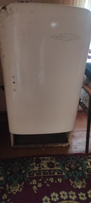 Inkubator bilan xaladelnik sotiladi 7 million