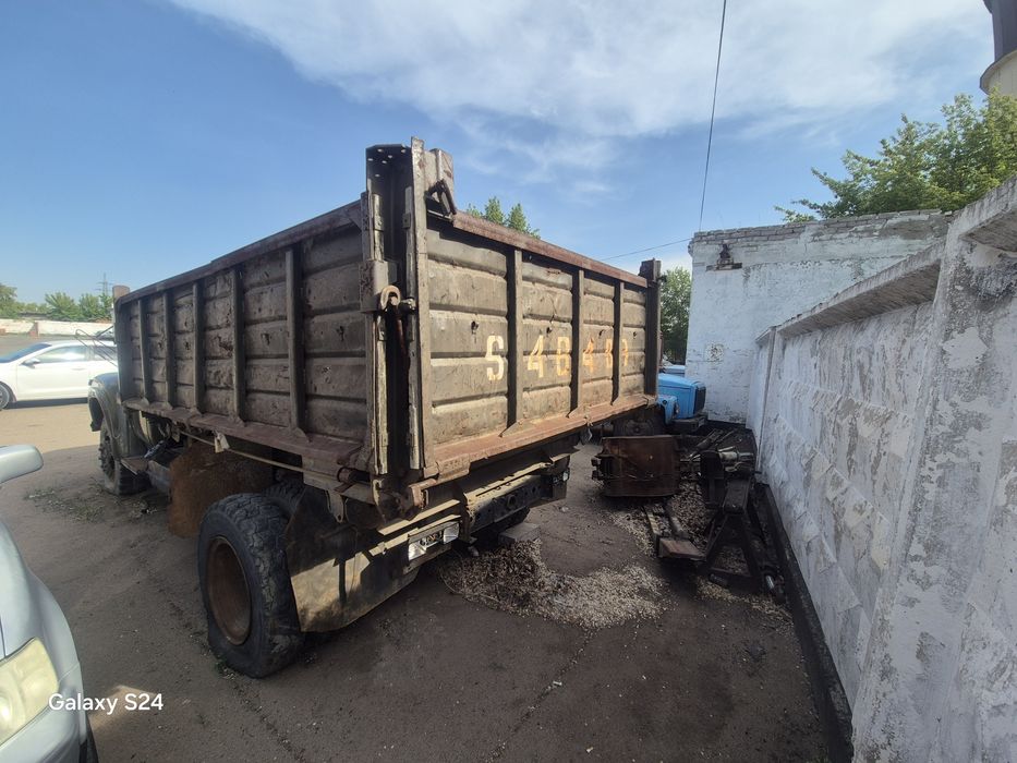 Продам ЗиЛ 130  самосвал