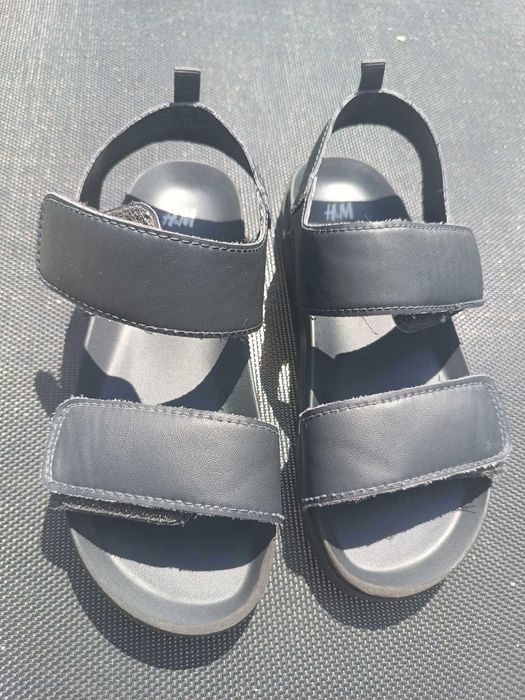 Детски сандали HM